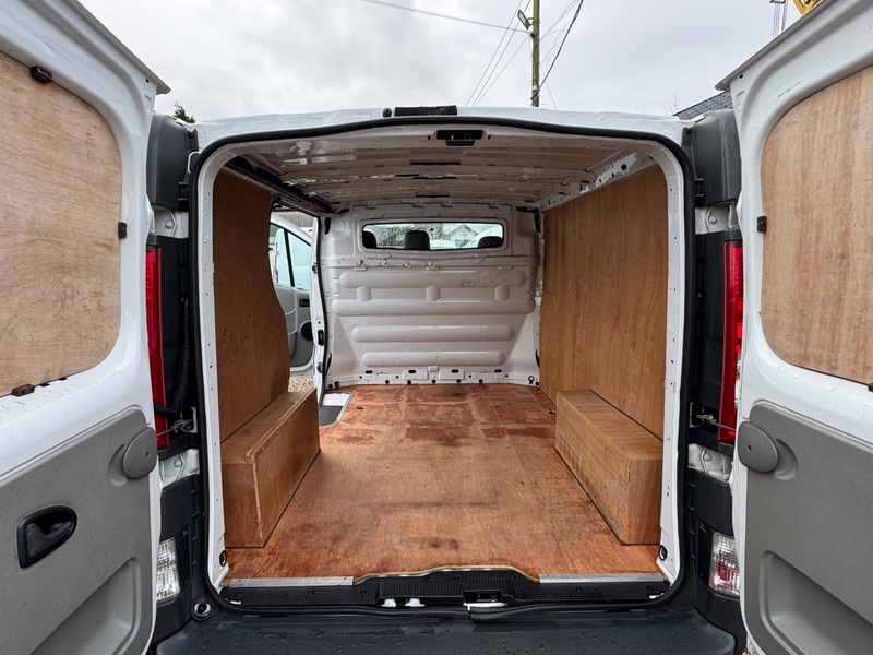 Used Vauxhall Vivaro 2011 for sale - 77508195: Photo 14