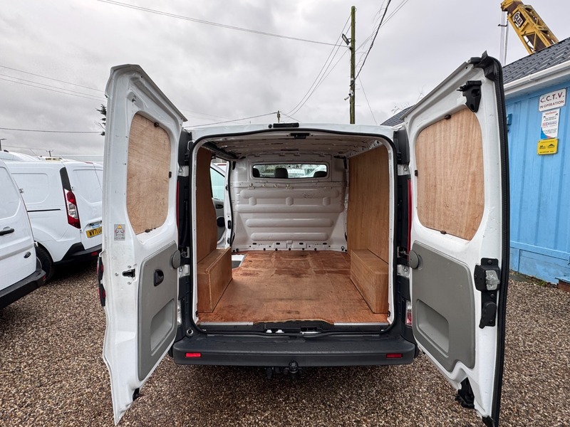 Used Vauxhall Vivaro 2011 for sale - 77508195: Photo 15