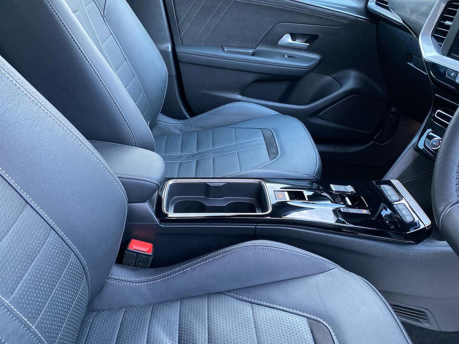 Used Vauxhall Mokka 2022 for sale - 76396855: Photo 13