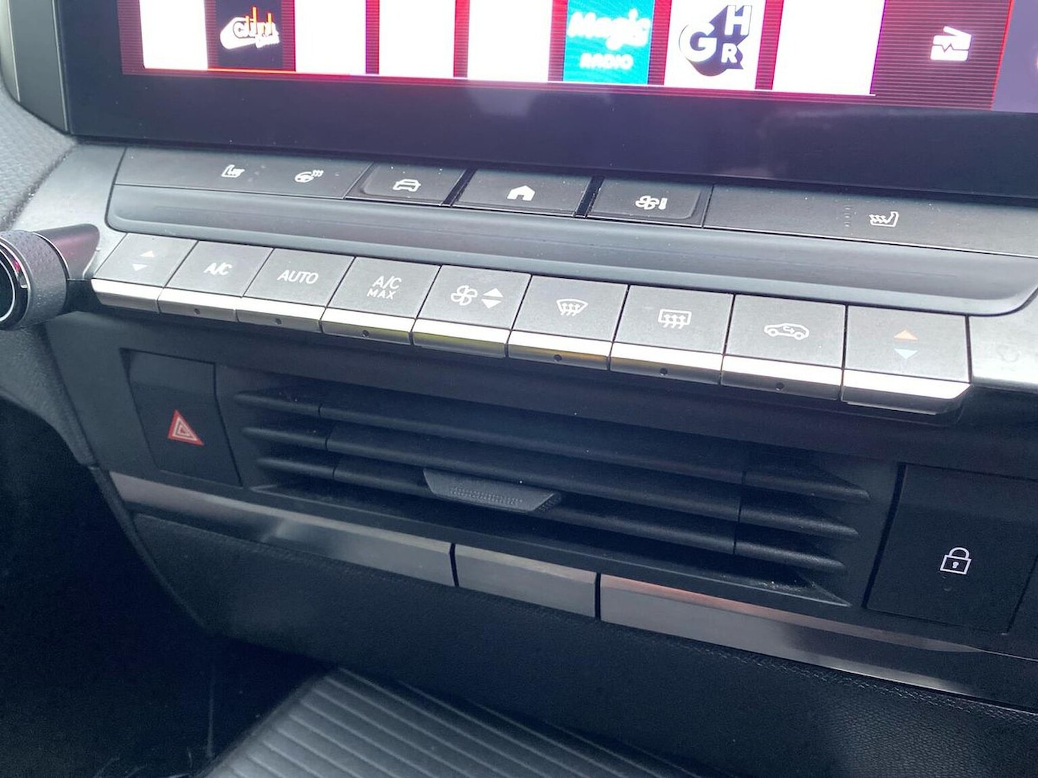 Used Vauxhall Astra 2023 for sale - 77789550: Photo 12