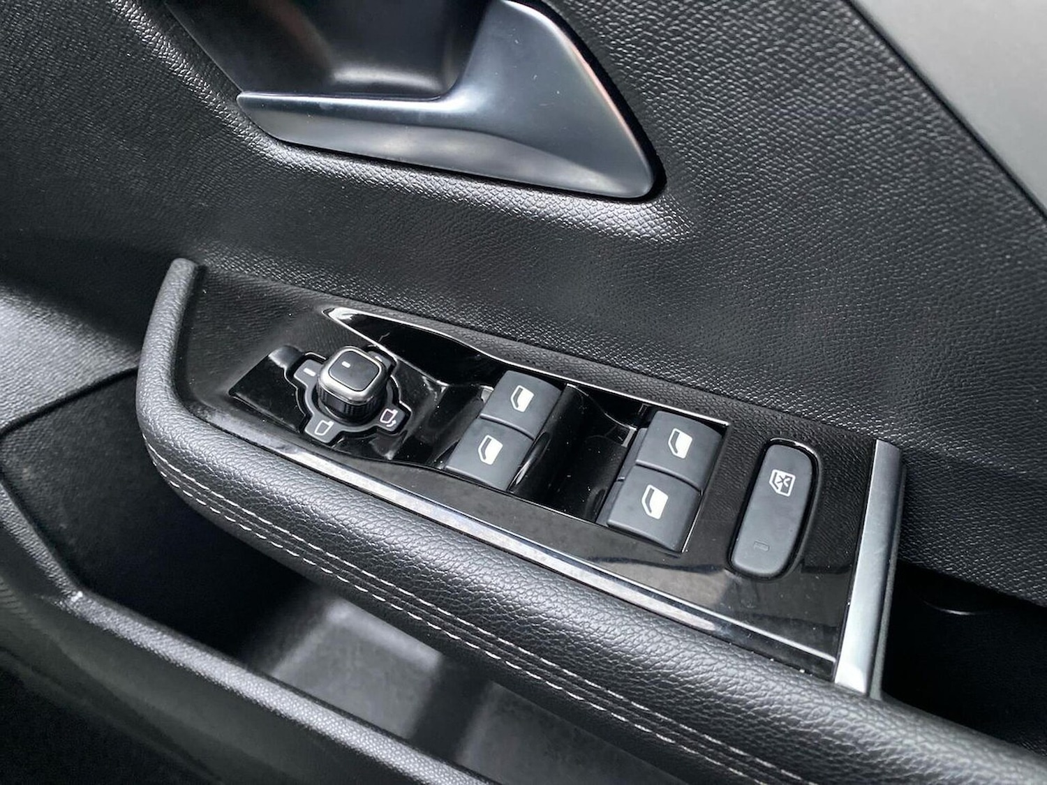 Used Vauxhall Astra 2023 for sale - 77789550: Photo 21