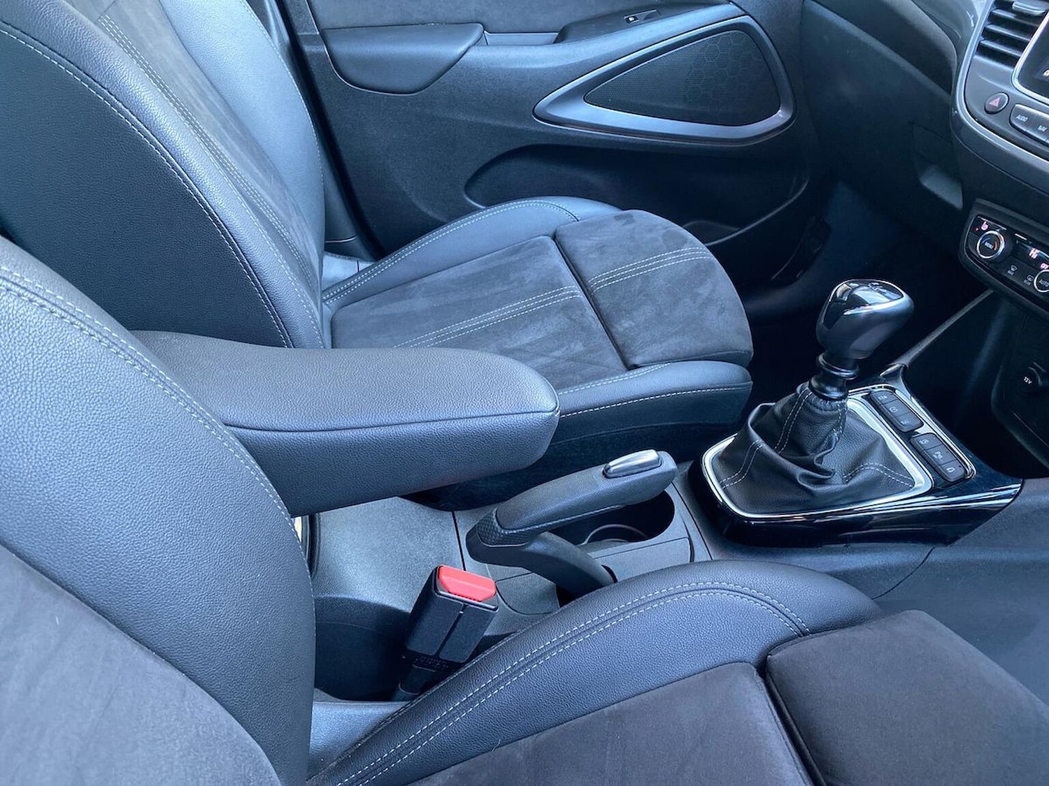 Used Vauxhall Crossland 2024 for sale - 77743232: Photo 13