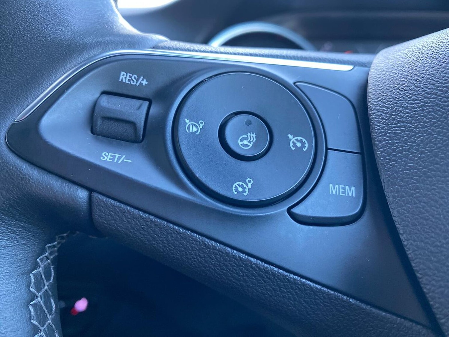 Used Vauxhall Crossland 2024 for sale - 77743232: Photo 27