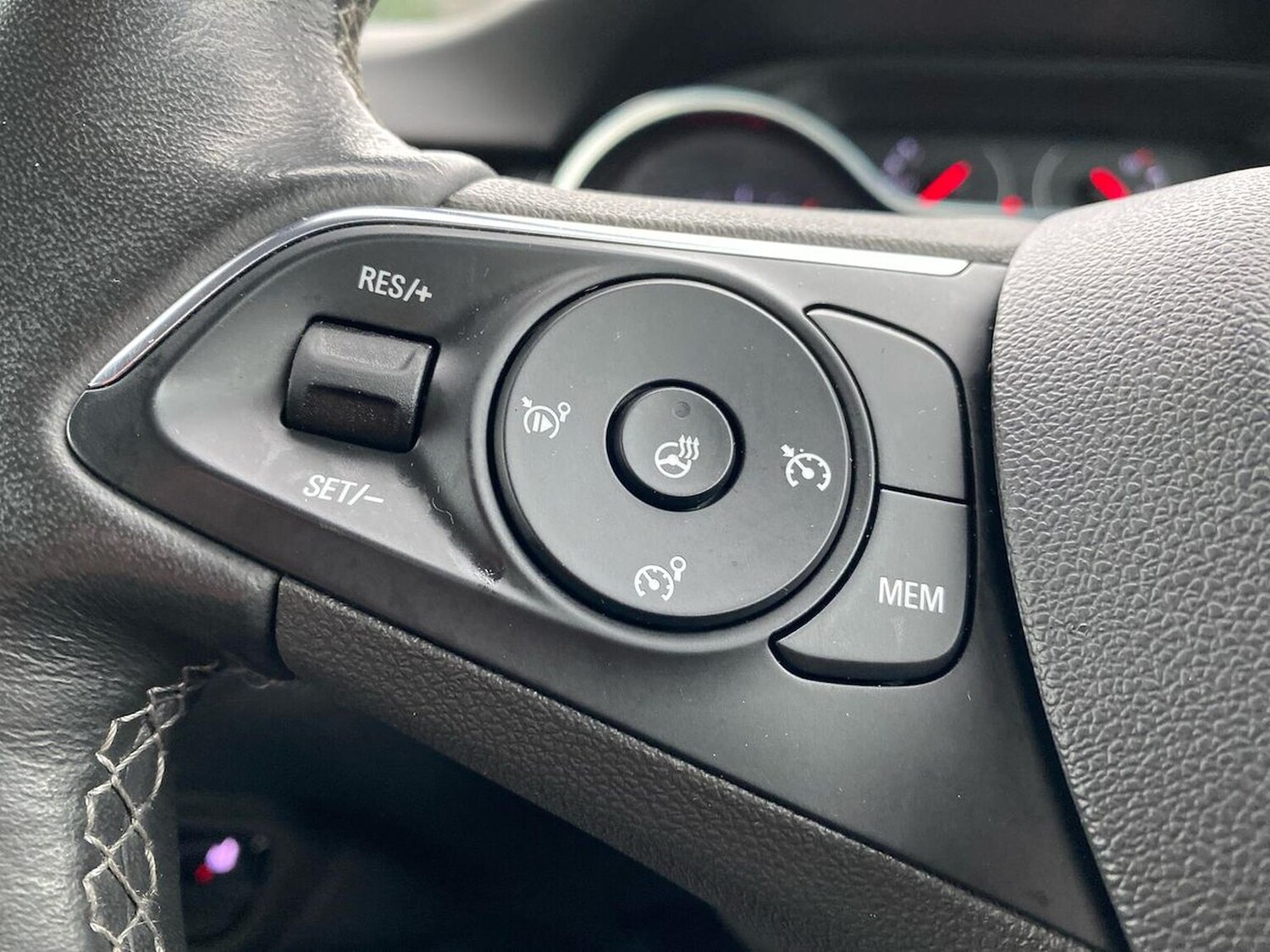 Used Vauxhall Crossland 2024 for sale - 76275167: Photo 27