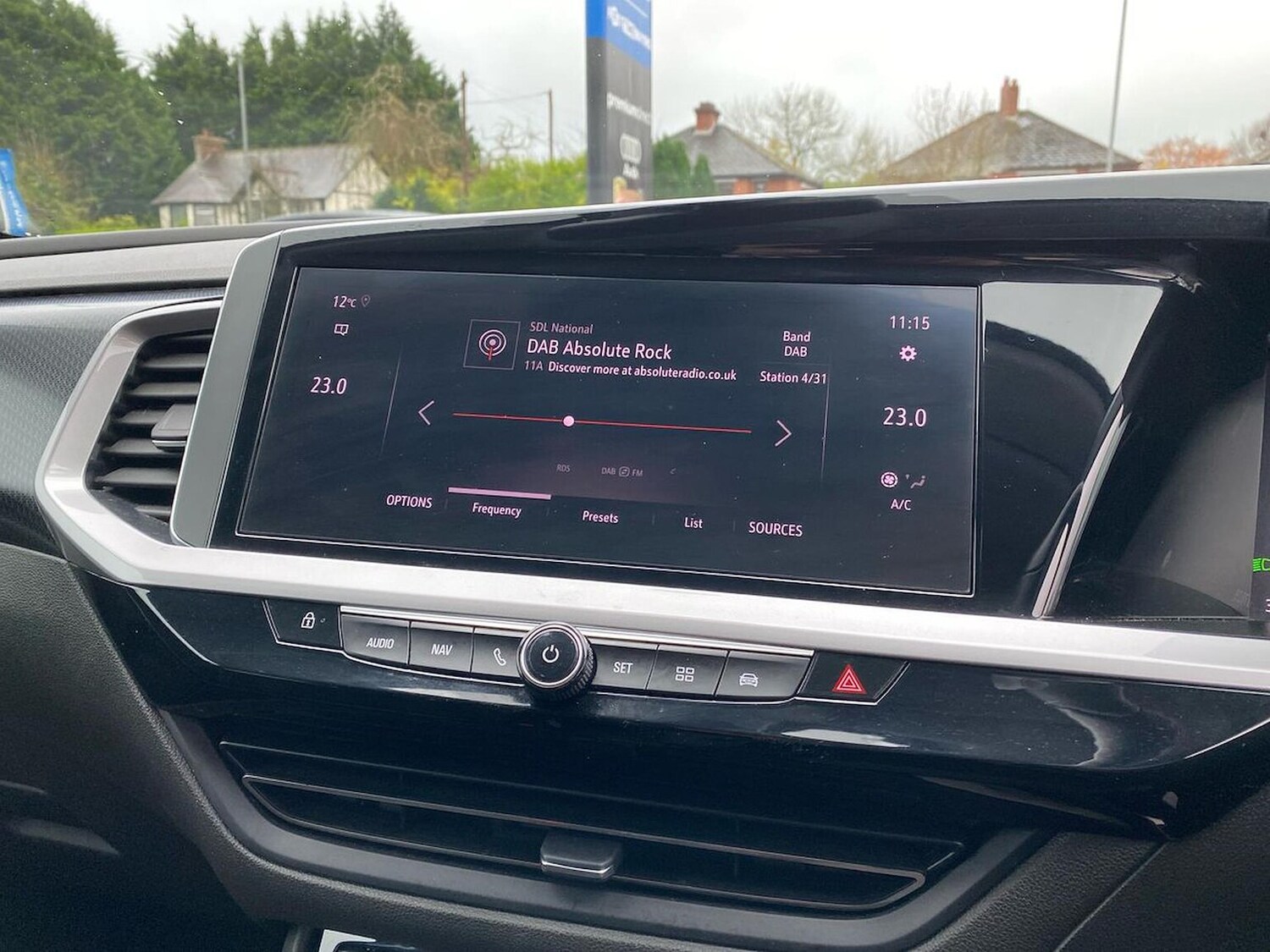 Used Vauxhall Grandland 2023 for sale - 76492444: Photo 11