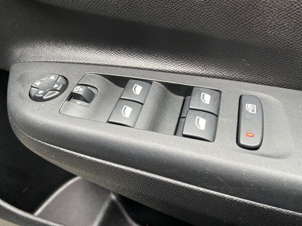Used Vauxhall Corsa 2024 for sale - 76257768: Photo 21