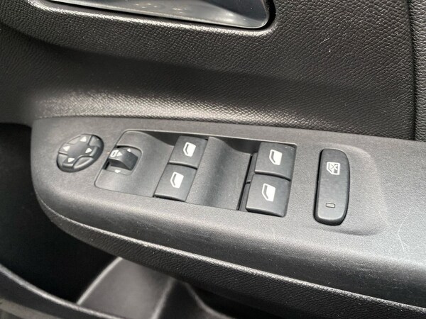 Used Vauxhall Corsa 2024 for sale - 76198402: Photo 21