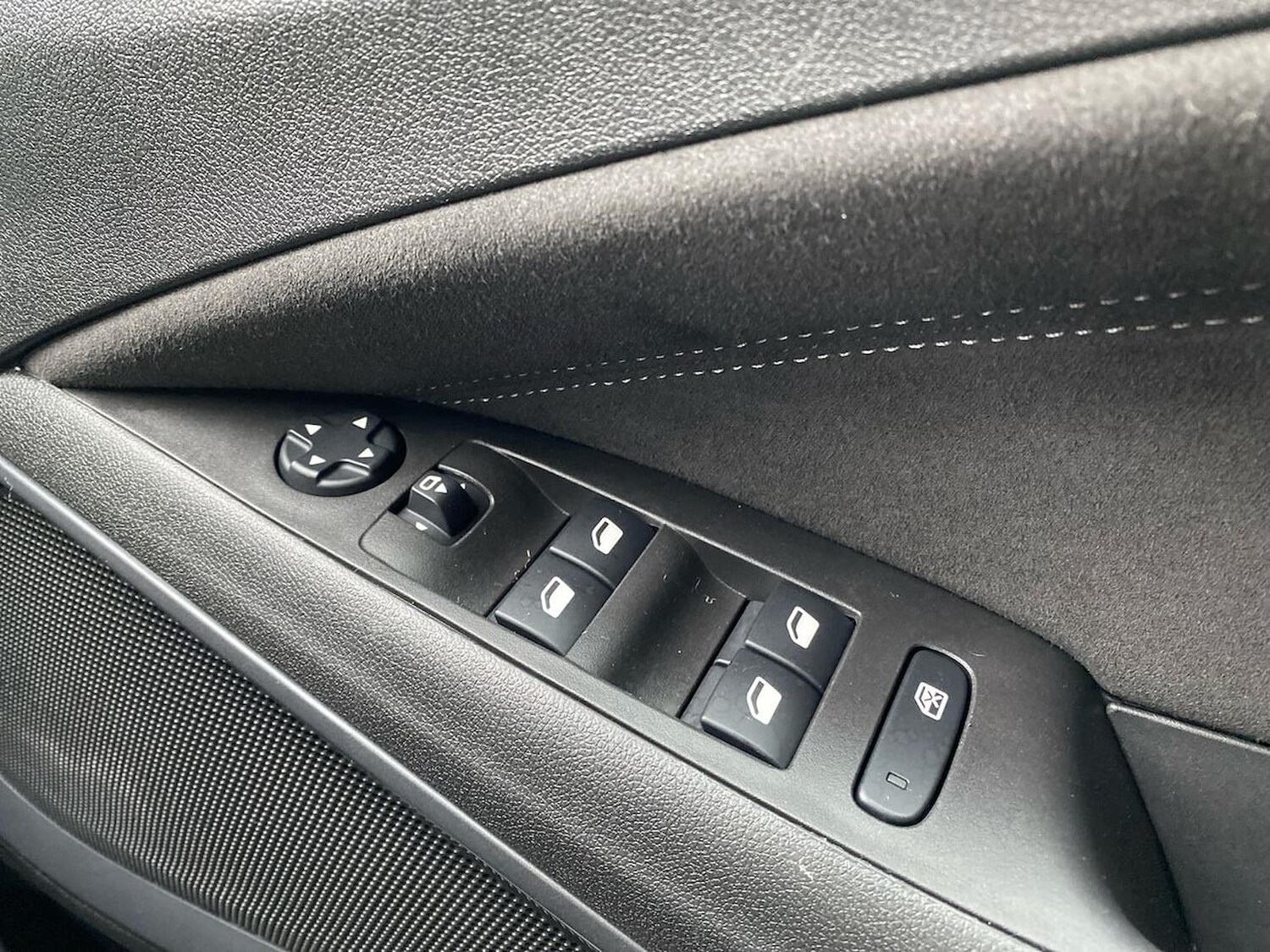 Used Vauxhall Crossland 2024 for sale - 77085522: Photo 21