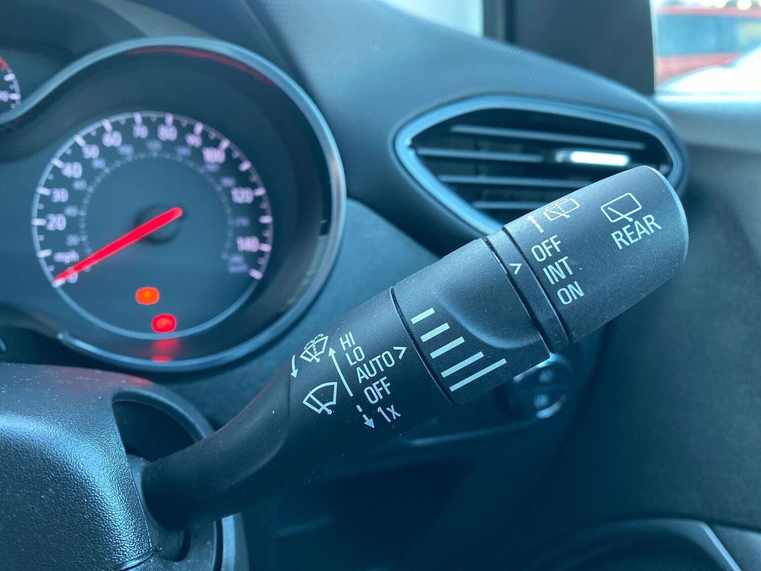 Used Vauxhall Crossland 2024 for sale - 76969948: Photo 28