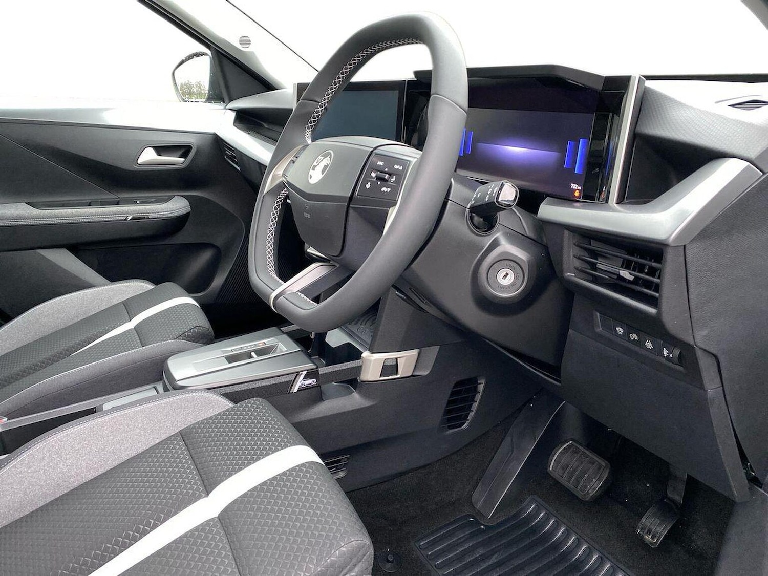 Used Vauxhall Frontera 2025 for sale - 77962301: Photo 15