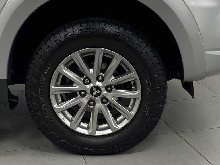 Used Mitsubishi L200 2017 for sale - 76886257: Photo 9