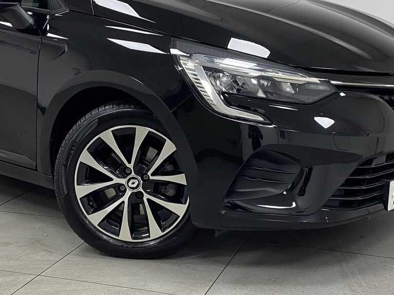 Used Renault Clio 2022 for sale - 76765396: Photo 2