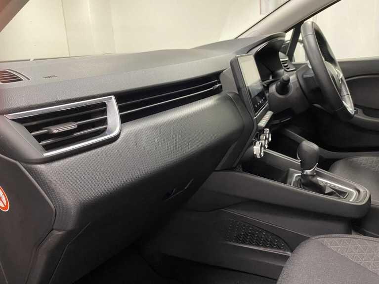 Used Renault Clio 2022 for sale - 76765396: Photo 28