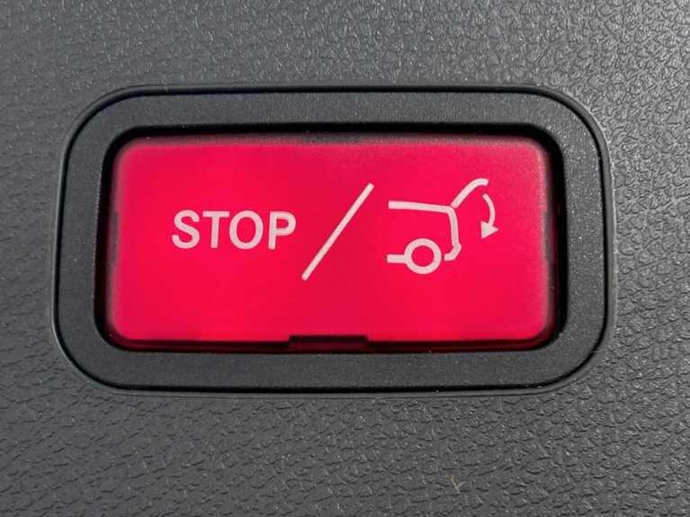 Used Mercedes-Benz GLA 2018 for sale - 77696037: Photo 24