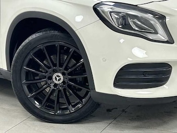 Used Mercedes-Benz GLA 2018 for sale - 77696037: Photo