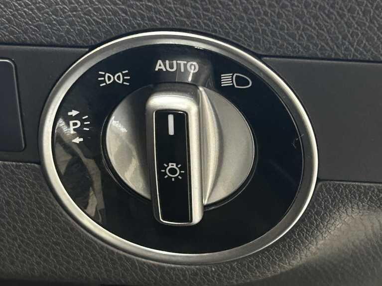 Used Mercedes-Benz GLA 2018 for sale - 77696037: Photo 31