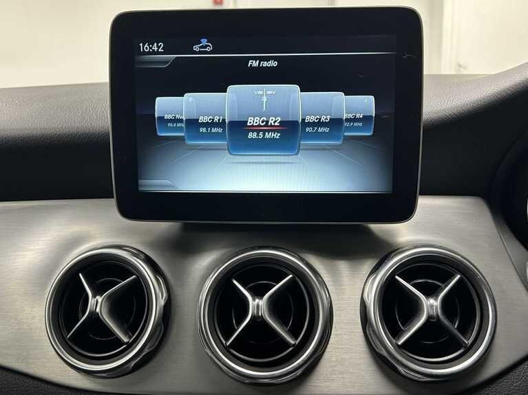 Used Mercedes-Benz GLA 2018 for sale - 77696037: Photo 34