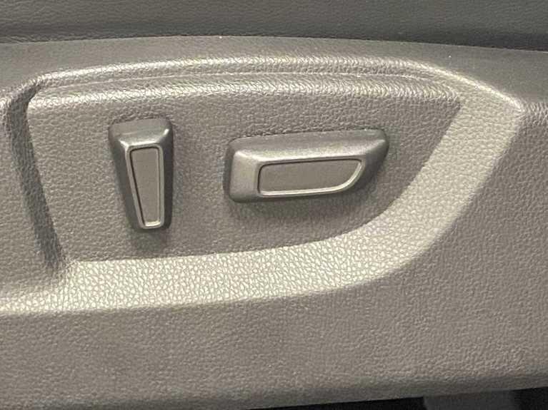 Used Mitsubishi Eclipse Cross 2019 for sale - 76780895: Photo 34