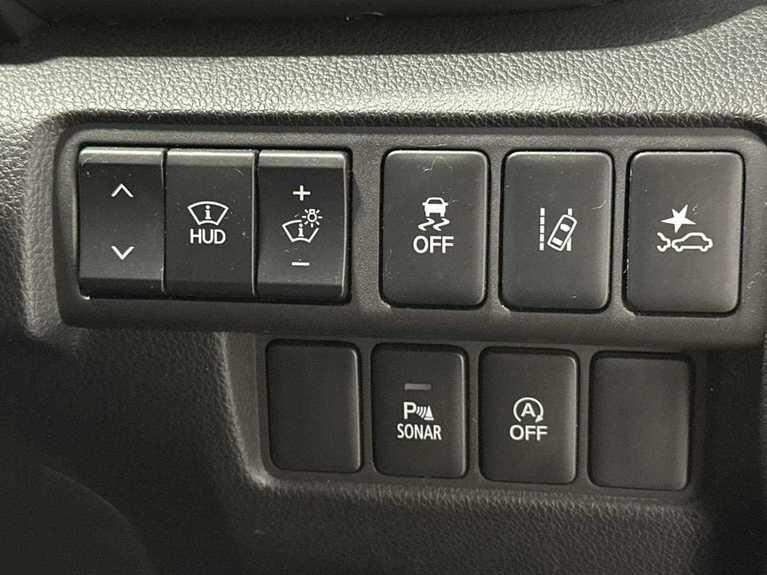 Used Mitsubishi Eclipse Cross 2018 for sale - 76952349: Photo 40