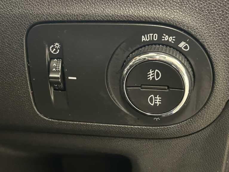 Used Vauxhall Crossland 2023 for sale - 77825234: Photo 32