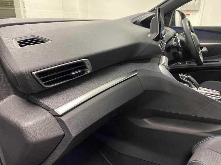 Used Peugeot 3008 2023 for sale - 76953556: Photo 24