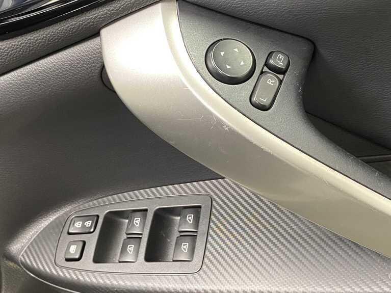 Used Mitsubishi Eclipse Cross 2019 for sale - 76714810: Photo 31