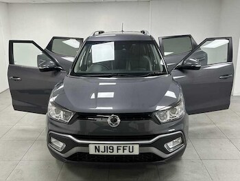 Used Ssangyong Tivoli 2019 for sale - 77783906: Photo