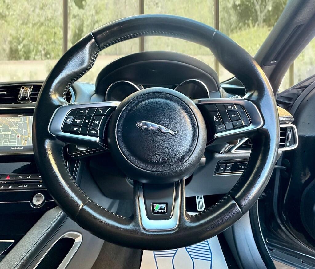 Used Jaguar F-Pace for sale - 76801521: Photo 15