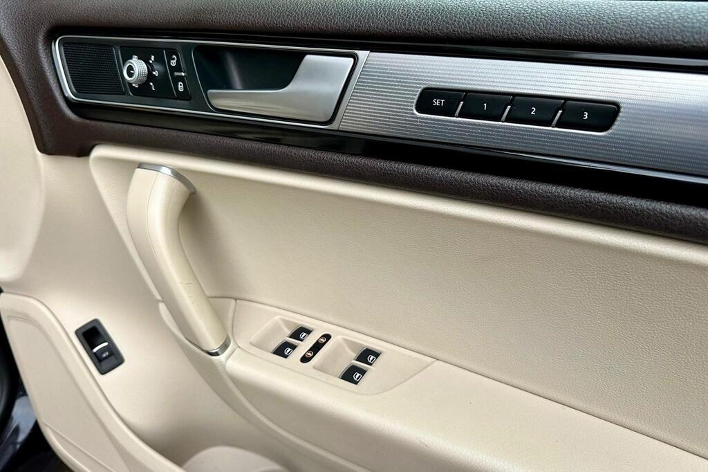 Used Volkswagen Touareg 2016 for sale - 76085446: Photo 20
