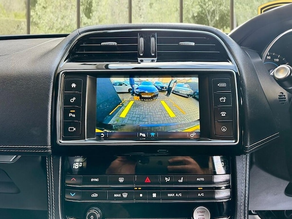 Used Jaguar F-Pace 2018 for sale - 76200851: Photo 16