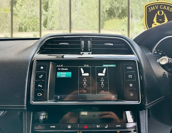 Used Jaguar F-Pace 2018 for sale - 76200851: Photo 17