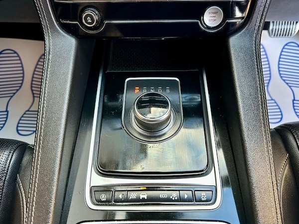 Used Jaguar F-Pace 2018 for sale - 76200851: Photo 19