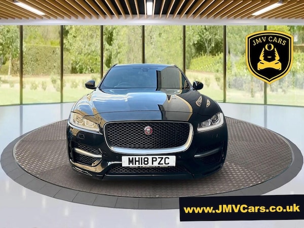 Used Jaguar F-Pace 2018 for sale - 76200851: Photo 5