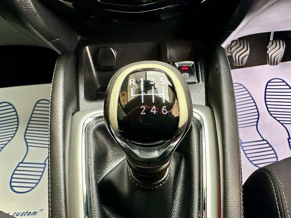 Used Nissan Qashqai for sale - 77683392: Photo 15