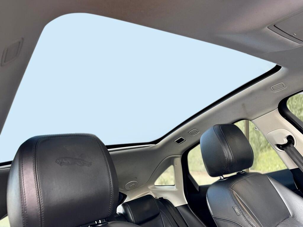 Used Jaguar E-Pace 2018 for sale - 76700768: Photo 11