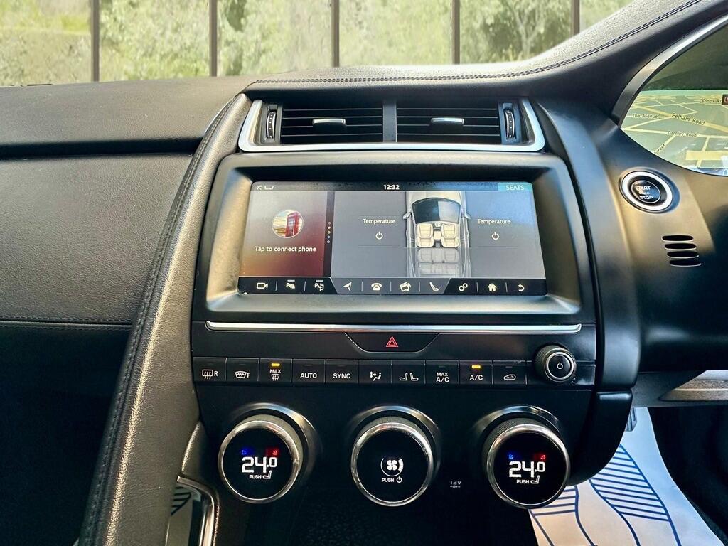 Used Jaguar E-Pace 2018 for sale - 76700768: Photo 17