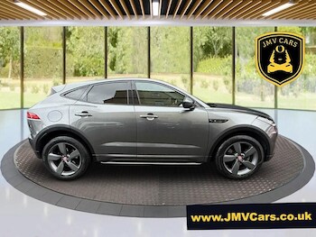 Used Jaguar E-Pace 2018 for sale - 77537685: Photo