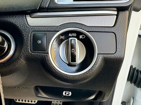 Used Mercedes-Benz E-Class 2015 for sale - 76201280: Photo 24