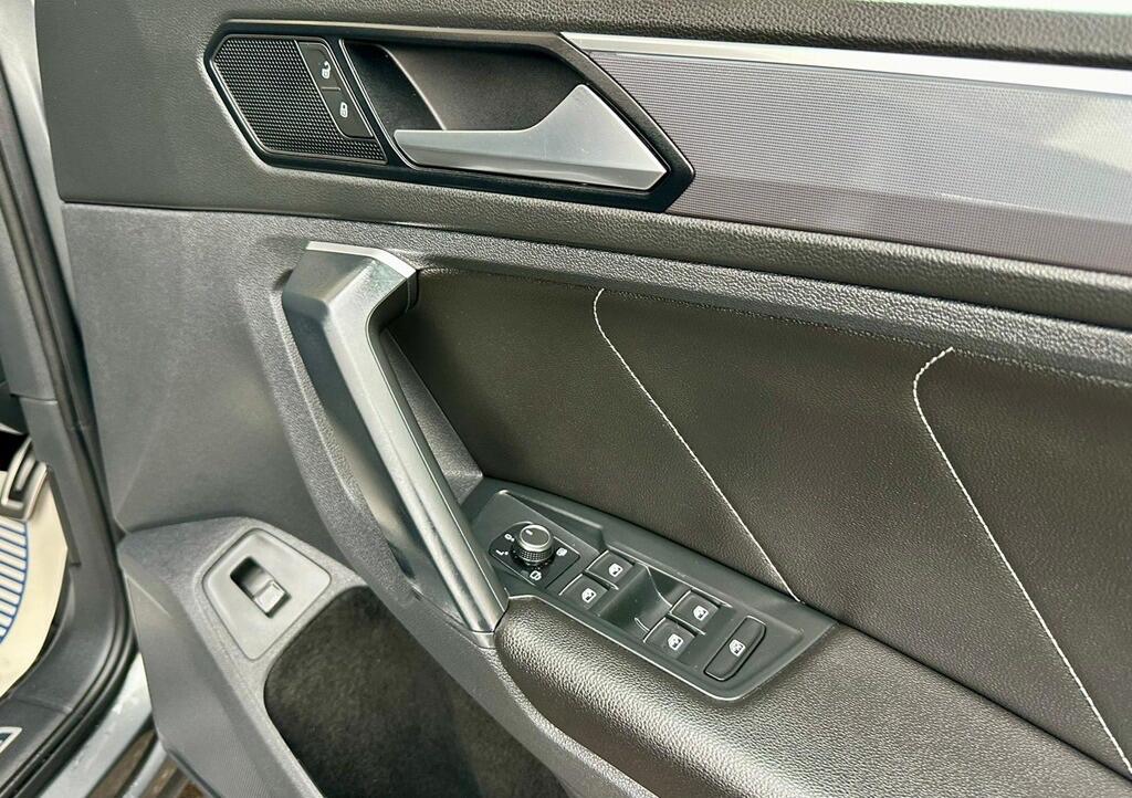 Used Volkswagen Tiguan 2019 for sale - 76084011: Photo 22