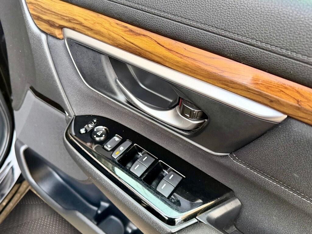 Used Honda CR-V 2018 for sale - 77978521: Photo 17