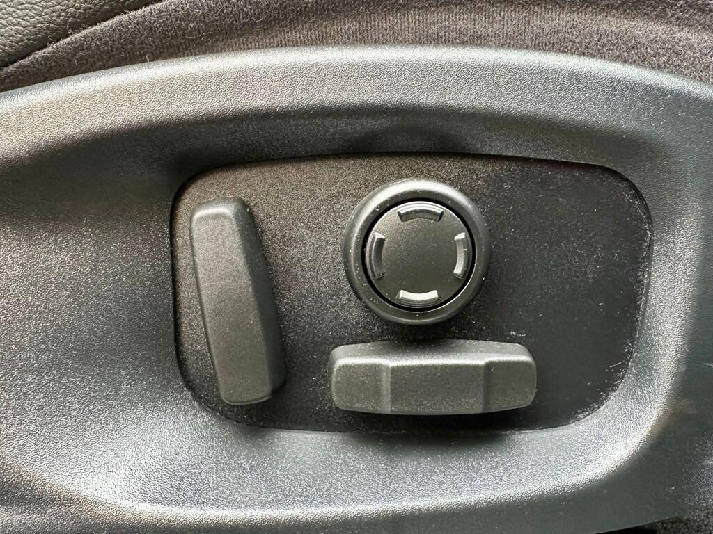 Used Jaguar E-Pace 2018 for sale - 77574802: Photo 21