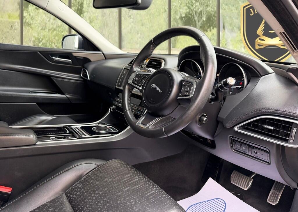 Used Jaguar XE for sale - 77823880: Photo 11