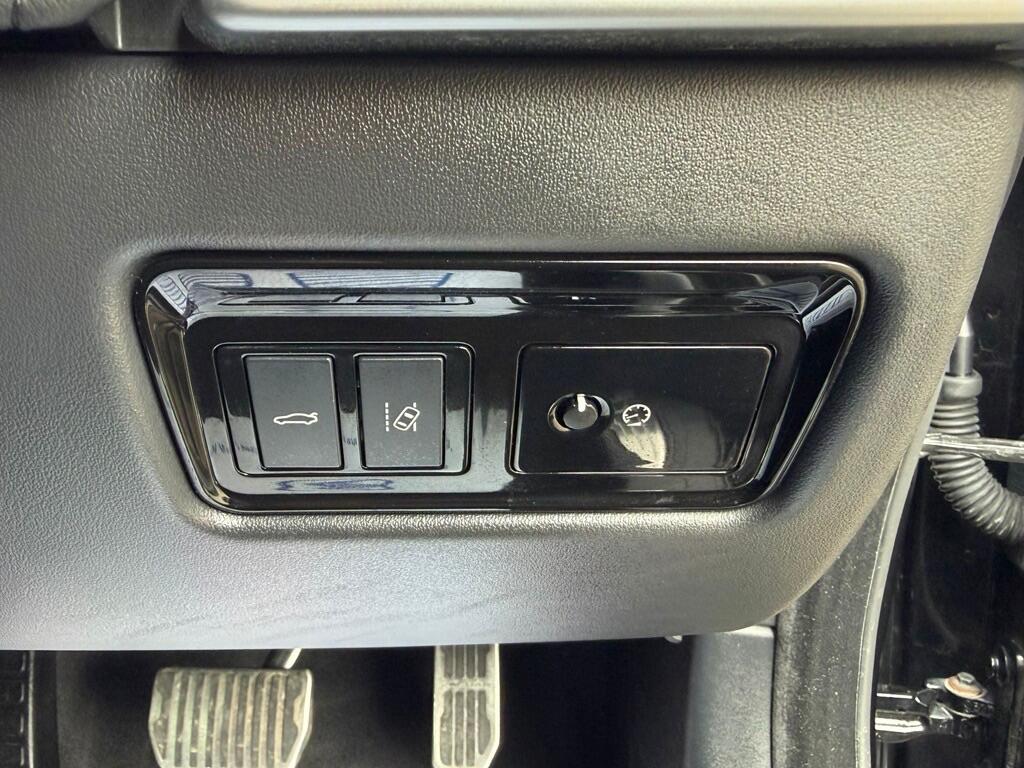 Used Jaguar XE for sale - 77823880: Photo 22