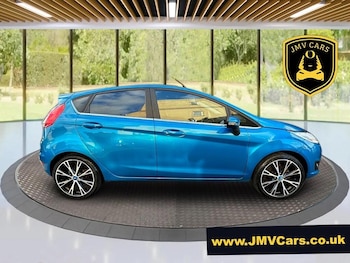 Used Ford Fiesta 2015 for sale - 77052515: Photo