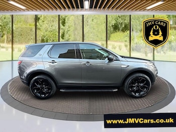 Used Land Rover Discovery Sport 2017 for sale - 76336872: Photo 2