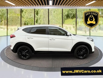 Used Hyundai TUCSON 2017 for sale - 76550195: Photo