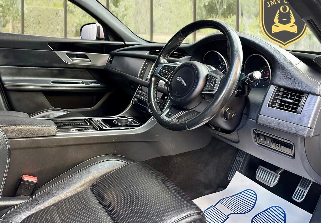 Used Jaguar XF 2016 for sale - 76349299: Photo 11