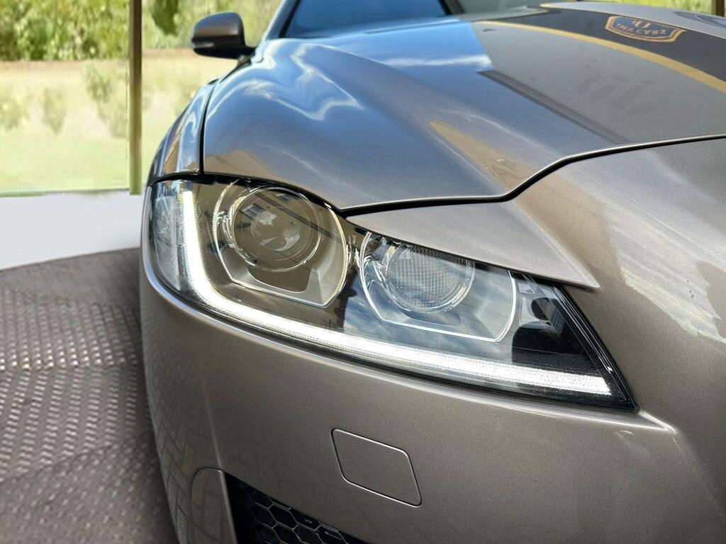 Used Jaguar XF 2016 for sale - 76349299: Photo 9