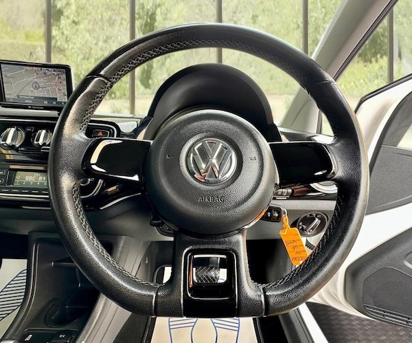 Used Volkswagen up! 2013 for sale - 75797513: Photo 12