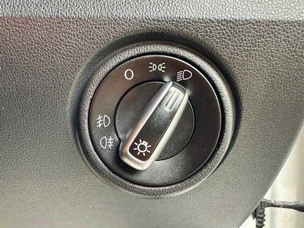 Used Volkswagen up! 2013 for sale - 75797513: Photo 18